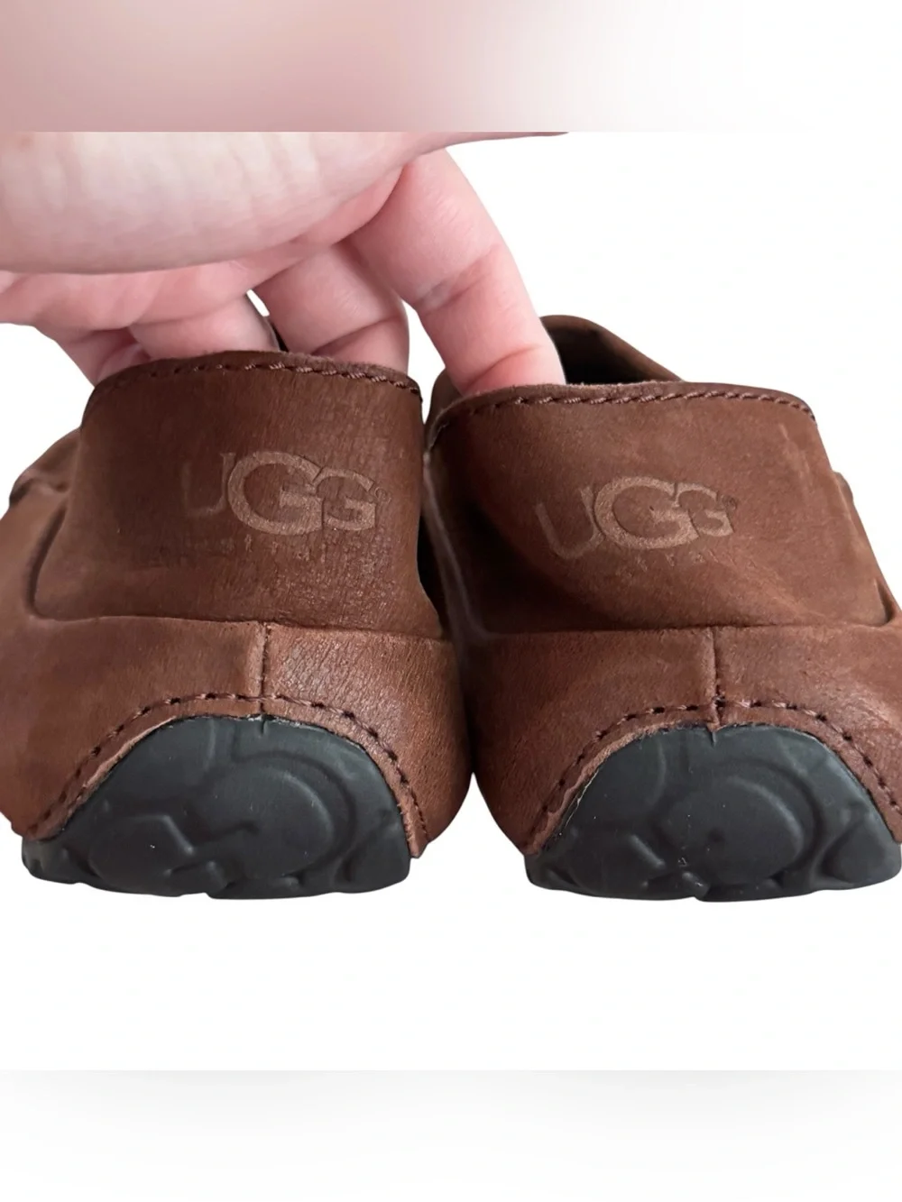UGG Hunley Brown Leather Slippers Loafers Men’s Size 10